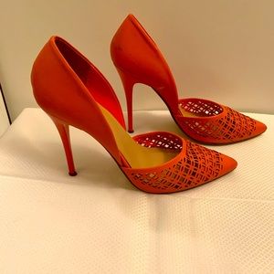 Just fab coral pumps size 10.  GUC.